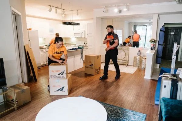Straightline Moving INC