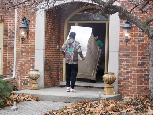 M K Movers INC photo 2
