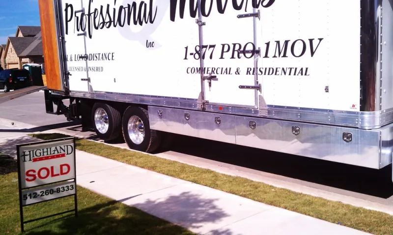 Professional Movers INC photo 1
