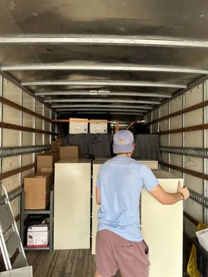 Move Out Men INC