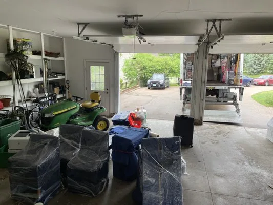 Move Out Men INC photo 4